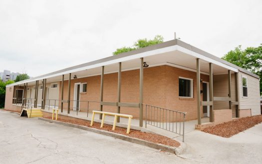 210 Gatewood Ave, High Point