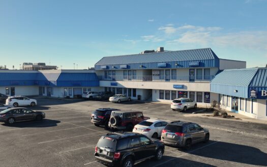 819 N Main St, Ste 105 (Peters Plaza II)