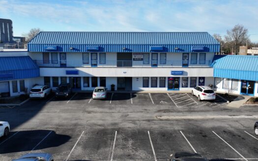 819 N Main St, Ste 202 (Peters Plaza II)